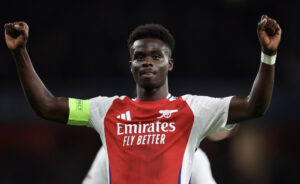 Bukayo Saka and Jurrien Timber are both with the Arsenal squad ahead of Sunday afternoon’s match against Liverpool, but it’s unconfirmed whether they’re in it. 1