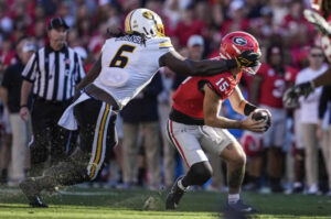 2024 NFL Draft Player Profile: Missouri DL Darius Robinson 1